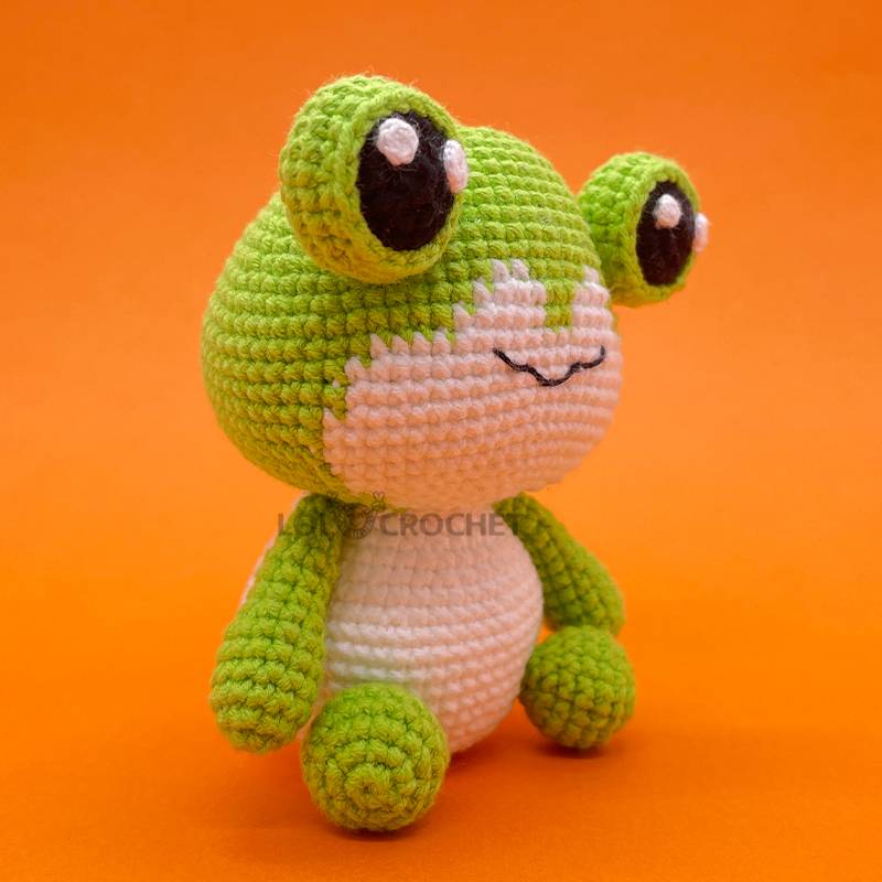 Big Eye Frog - Crochet Kit