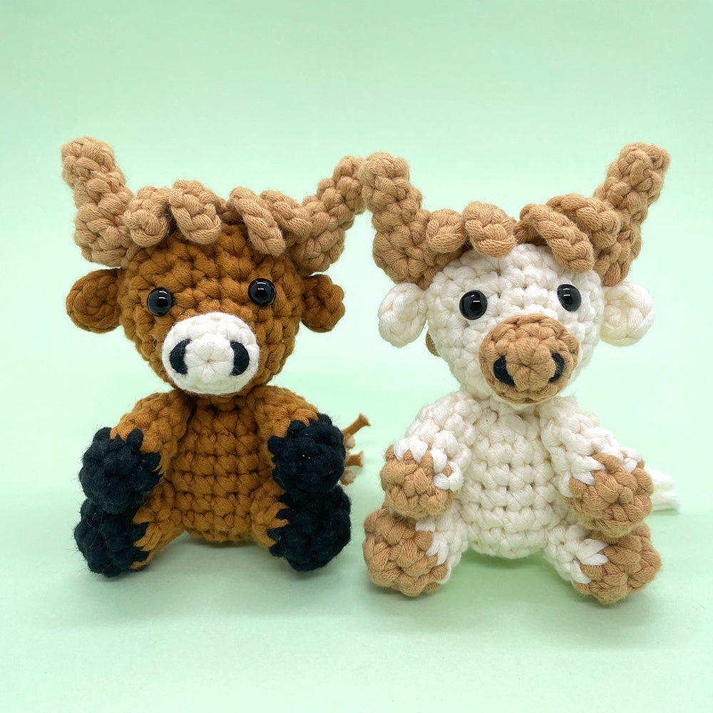 Highland Cow Couple - Crochet Kit